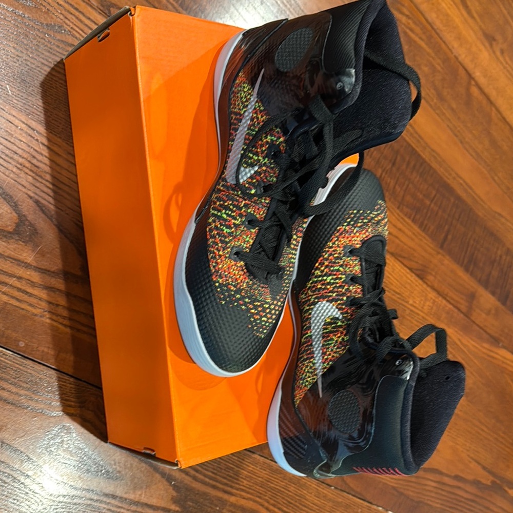 Nike Kids Multicolor Sneakers